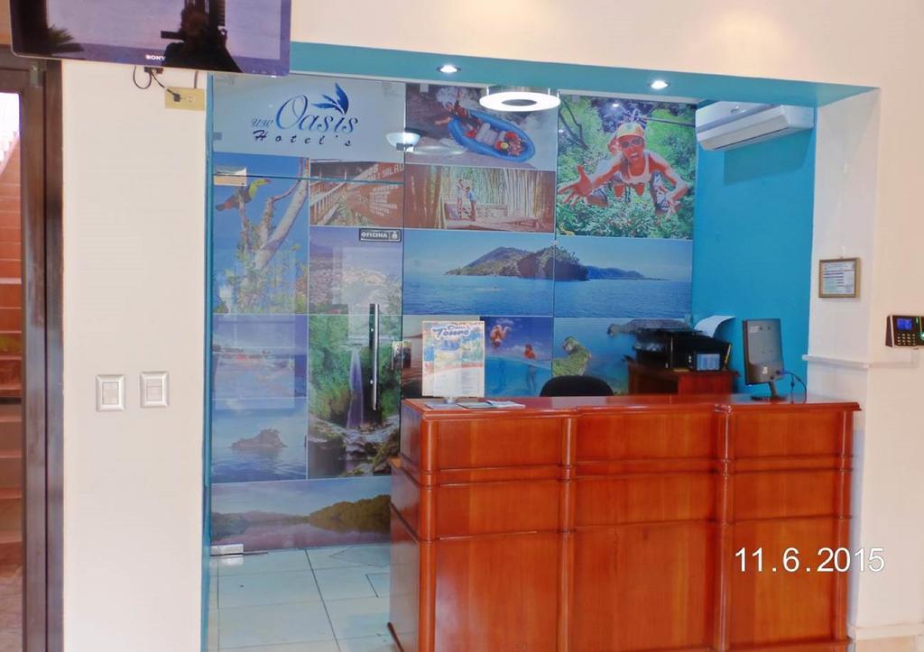 Uw Oasis Hotel La Ceiba Kültér fotó